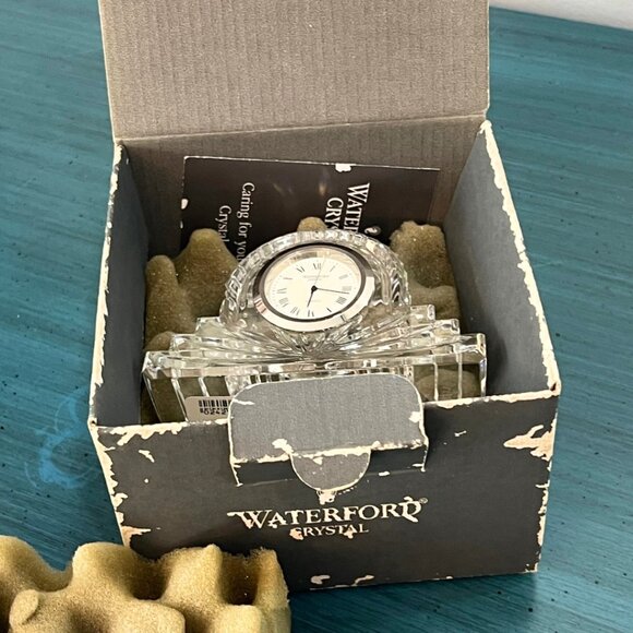 VINTAGE Waterford Crystal LISMORE COTTAGE MANTEL CLOCK Quartz Silver Face w/ Box - Picture 9 of 11